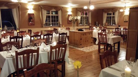 Dan Phils Restaurant